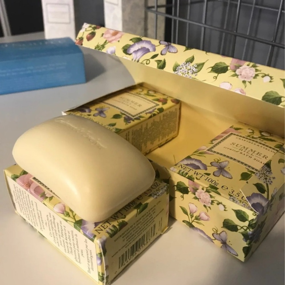 Crabtree & Evelyn Box of Three Summerhill  Soap